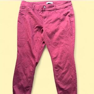 ✨ Sandpiper pink skinny jeans Size 22W✨